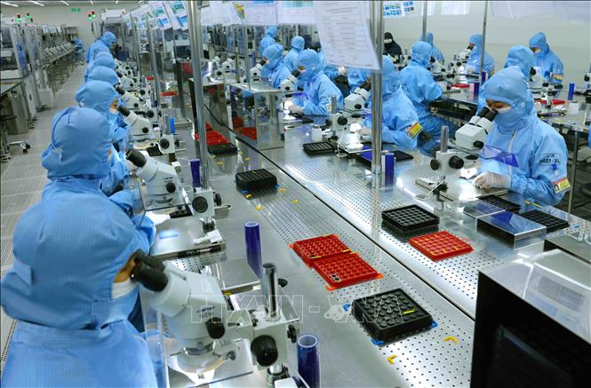 Kinh tế Việt Nam qua góc nhìn quốc tế: Cú hích để vượt bẫy thu nhập trung bình